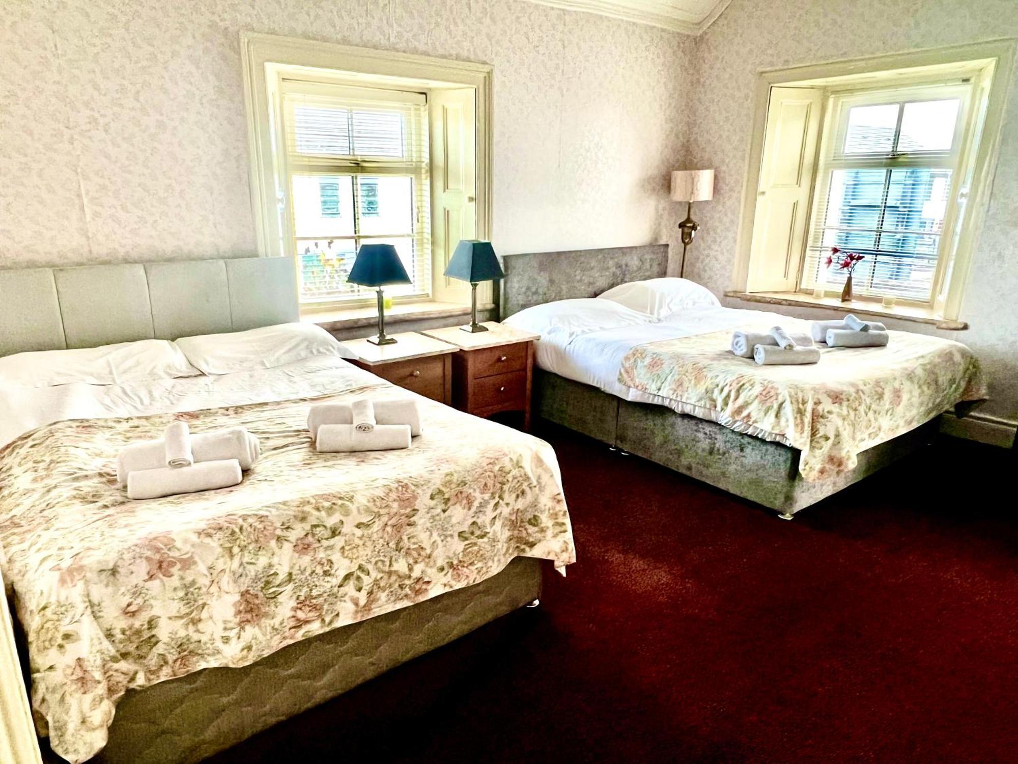 The Coach House Inn Moycullen 외부 사진