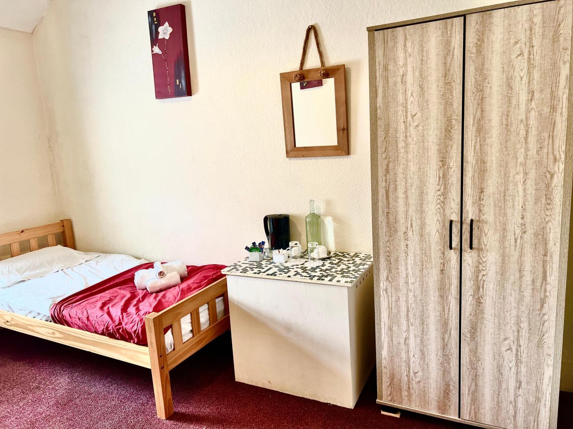 The Coach House Inn Moycullen 외부 사진